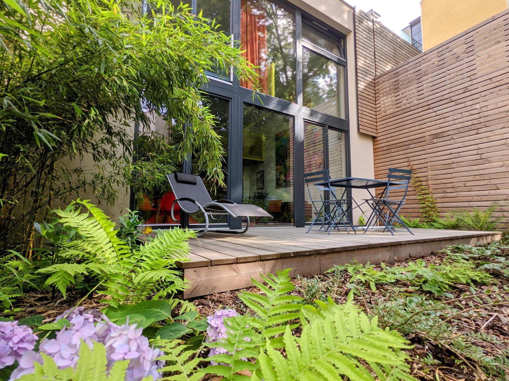 Romantic And Atypical Apartments In Prague'S Montmartre Eksteriør billede