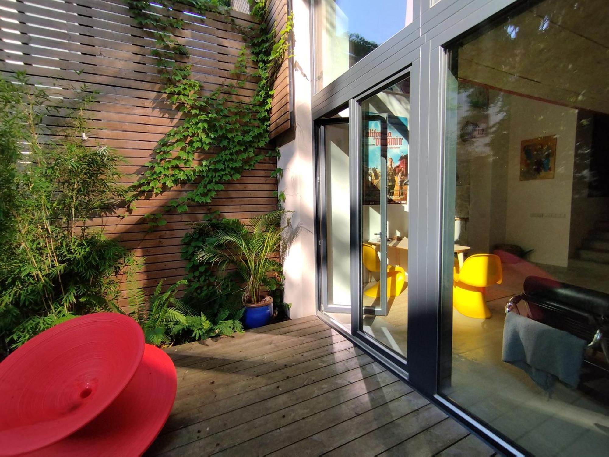 Romantic And Atypical Apartments In Prague'S Montmartre Eksteriør billede
